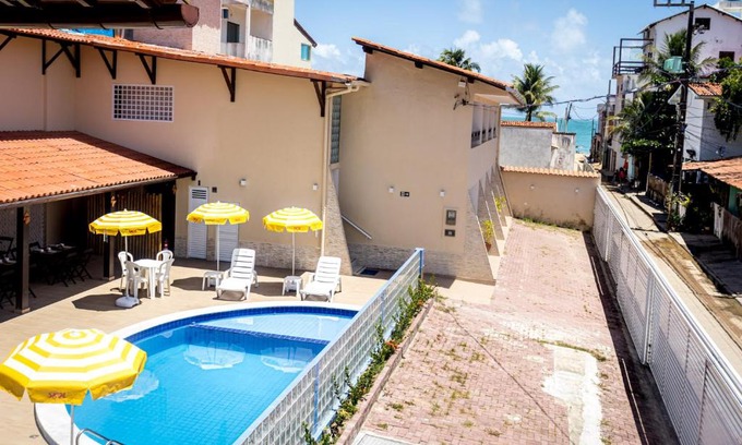 Porto de Galinhas Hotel | Discover Pontal dos Golfinhos: Ocean Views & Pool Access