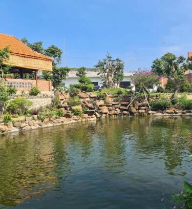 Chau Duc Ski Chalet | Discover Suối Rao Valley: 17km From Hồ Tràm, Pet Friendly