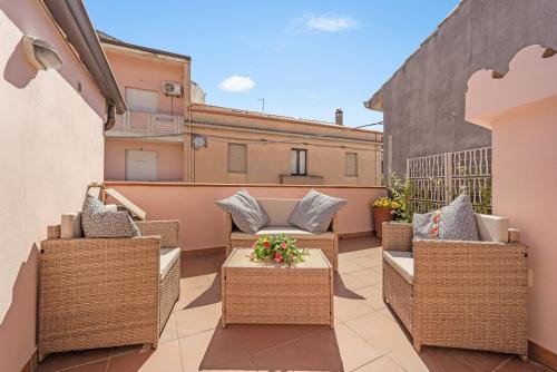 Arbus House | Family-Friendly Stay at Su Niu de Arbus Awaits You