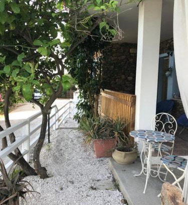 Posada Bed & Breakfast | Pet-Friendly Su Sole with Oceanfront Views - Rated 9.6/10