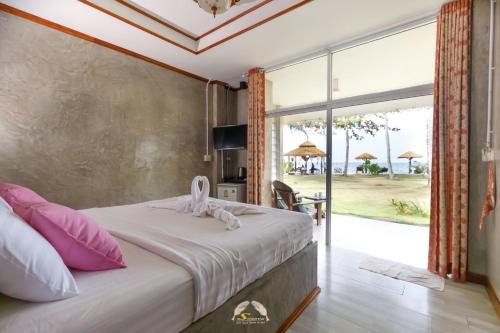Ko Kood Resort | Relaxing Suanya Kohkood Resort with Beach and Spa Access