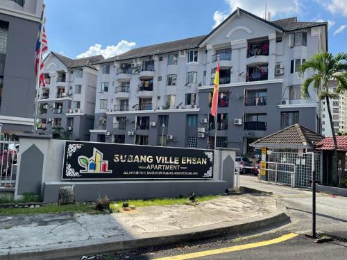 Bandar Sunway Apartment | Relaxing Subang Ville Ehsan Apartment with Pool & Spa