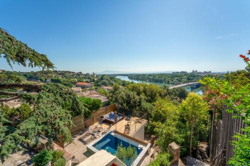 Villeneuve-les-Avignon Villa | Enchanting 180° Views at d'Avignon Villeneuve Ventoux