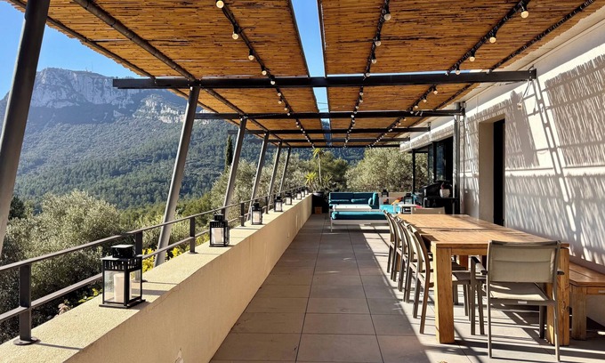 Sollies-Ville House | Sublime architect-designed villa in the heart of nature