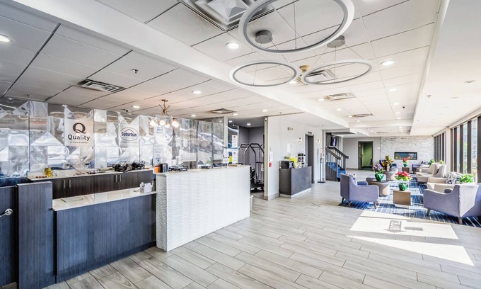Roseville Hotel | Cozy Suburban Studios in Roseville-Detroit North