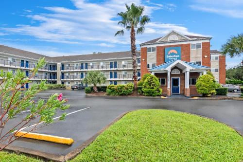Stuart Hotel | Convenient Suburban Studios Stuart near Federal Hwy 1