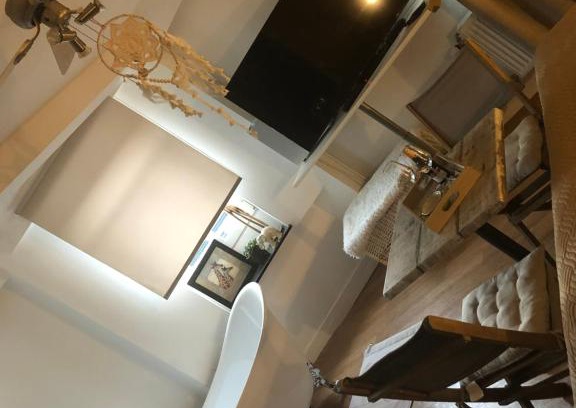 Beauraing Bed & Breakfast | Delightful Sucre Salé: Family-Friendly with Dining Options