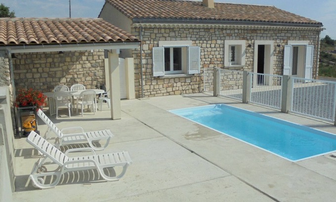 Gras Villa | Idyllic Sud Ardèche Villa with Private Pool & Hot Tub