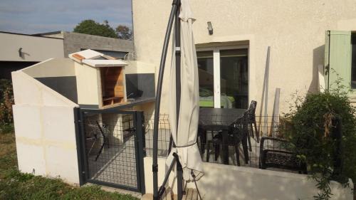Ganges Apartment | Discover Sud Cévennes: Family-Friendly with Pool & Pets