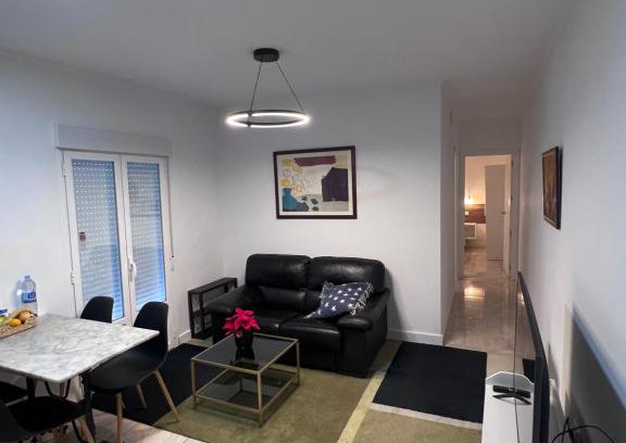 Alcala de Henares Apartment | Experience Sueña en la Plaza Cervantes: Pet-Friendly Retreat