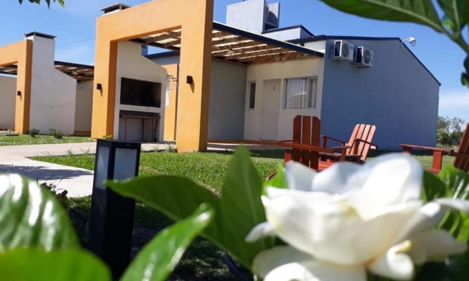 Chajari Cabin | Relaxing Getaway at Sueños de Termas with Ocean Views