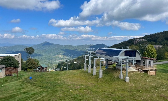 Sugar Mountain Condo | Family-Friendly Sugar Ski Comfort: Two Bedroom Getaway