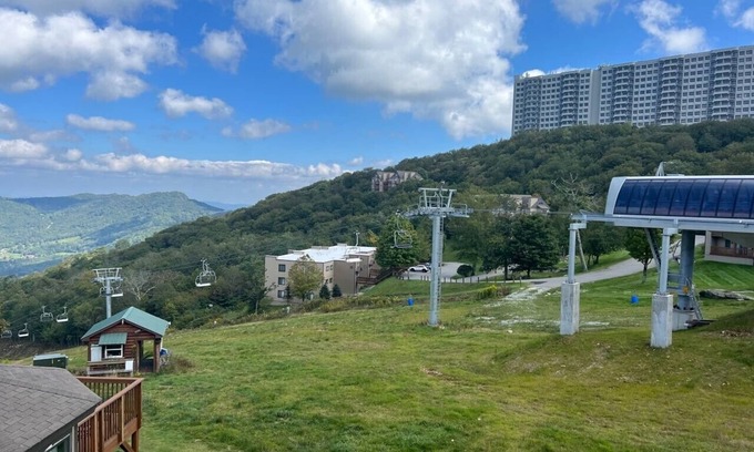 Sugar Mountain Condo | Premium Two-Bedroom at Sugar Ski with Pool & Spa Access