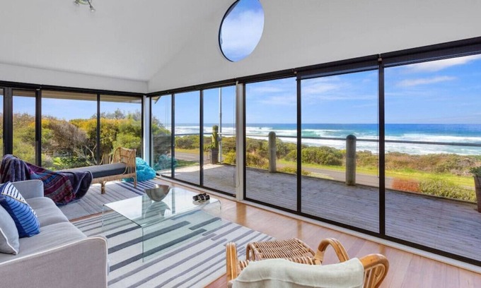 Sugarloaf House | Sugarloaf Shanti - wifi + panoramic ocean views