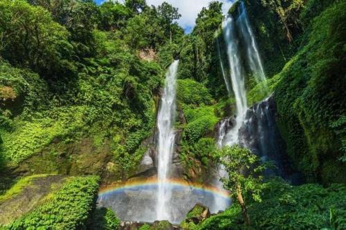 Sawan House | Guest Rated Sugi Gede Homestay with Hot Tub & Breakfast