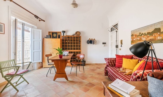 Trapani City Centre Apartment | Cozy Sui Tetti di Trapani Apartment in Historic Center