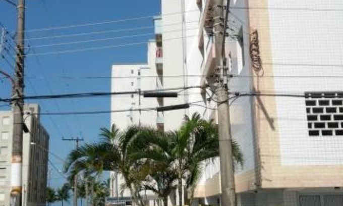 Aviacao Apartment | Ideal Getaway for 6 - Praia Grande, Steps from the Beach