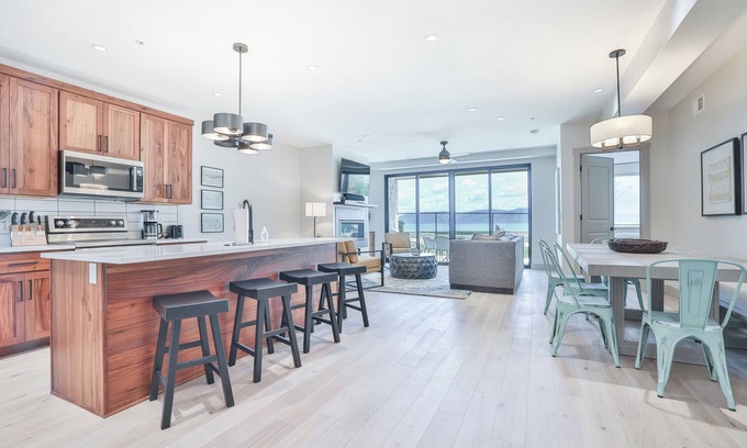 Garden City Condo | Suite 102 @ Water's Edge Resort