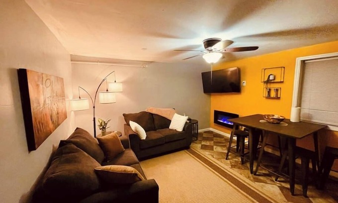 Rock Spring Apartment | Experience Suite 206: Starry Night at Rock Spring Resort