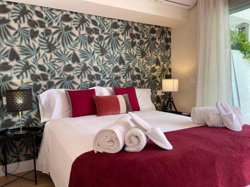 Golden Mile Apartment | Beachside 2-Bedroom Suite 208 on the Golden Mile