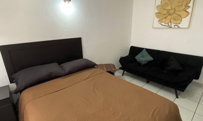 Culiacan Apartment | Suite 6- 500m from "La Lomita".