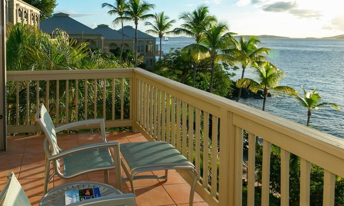 Estate Enighed Hotel | Oceanfront Escape at Suite 8C - Gallows Point Resort