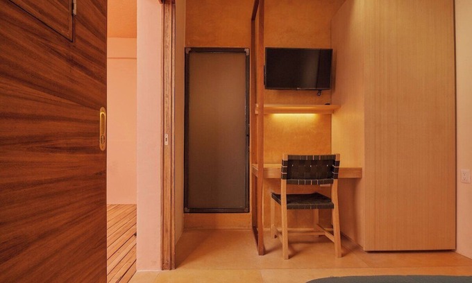 Ruta Independencia Apartment | Suite Amarillo Diseno ubicacion terraza y AC
