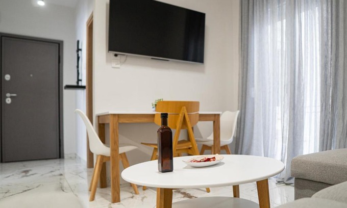 Milea Apartment | Pet-Friendly Suite Apartment Siatista - Rated 9.8/10