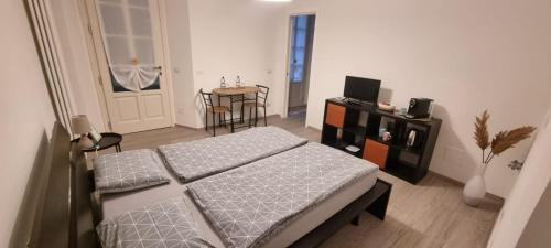 Cannobio House | Guest Rated Suite Arianna: Pet & Child Friendly Escape