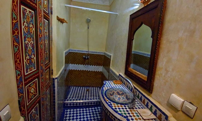 Talaa Hotel | Family-Friendly Suite with 4 Beds in a Fes Riad