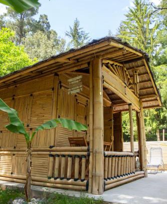 Saint-Jean-du-Gard Bed & Breakfast | Tranquil Suite Bambou Bien-être in Bali with Hot Tub