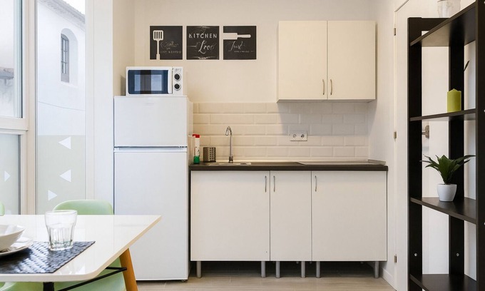Algeciras Apartment | Family-Friendly Getaway at Apartment Floor 1B