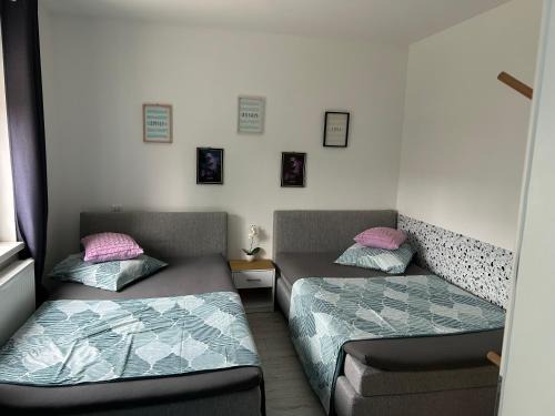 Niederschaeffolsheim Apartment | Cozy Suite chez Willi: Family-Friendly with Dining Options