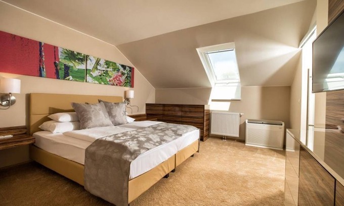 Loipersdorf bei Fuerstenfeld House | Relaxing Retreat at Suite Contessa - Thermalhotel Leitner