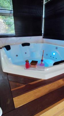 Petropolis Apartment | Suite Deluxe Aconchegante com Jacuzzi Bingen Petrópolis