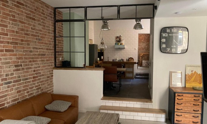 Vahrenwald Apartment | Experience Suite-Dreams Loft in the Heart of Innenstadt