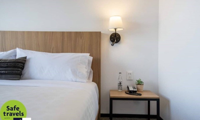 Downtown Queretaro Apartment | Scenic Suite with Prime Location and Pet-Friendly Options