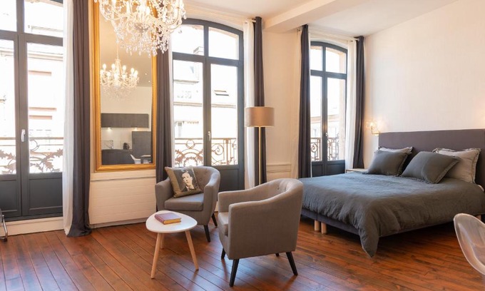 Charleville-Mezieres Apartment | Elegant Suite Eugénie: 5-Star Comfort for the Family
