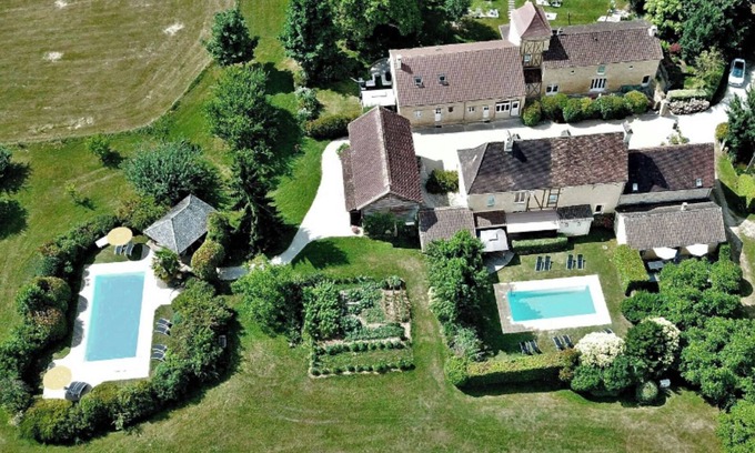 Sarlat-la-Caneda Cottage | Family Suite at Le Clos Vallis - Top-Rated with Pool