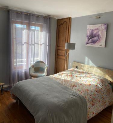 Romorantin-Lanthenay Bed & Breakfast | Family-Friendly Suite du Bourgeau - Rated 8.8 by Guests
