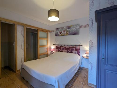 Perassay Bed & Breakfast | Peaceful Family Suite with Outdoor Activities and Modern Comfort