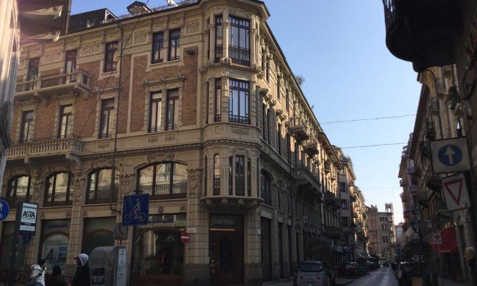 Roman Quarter Apartment | Elegant Suite Florio: Guest Rated 9.8/10 for Comfort