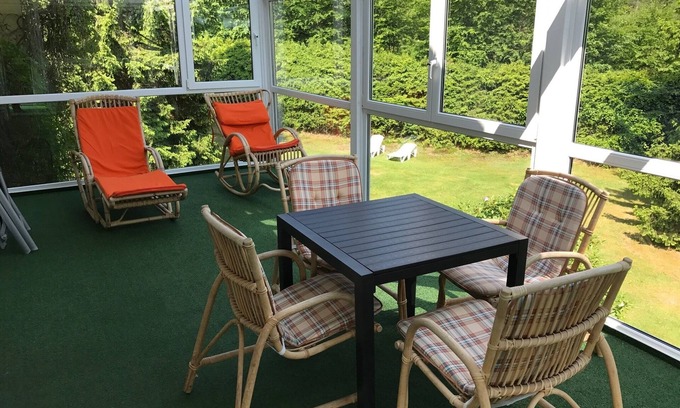 Fleckl Apartment | Inviting Suite for Four with Balcony and Spa Amenities