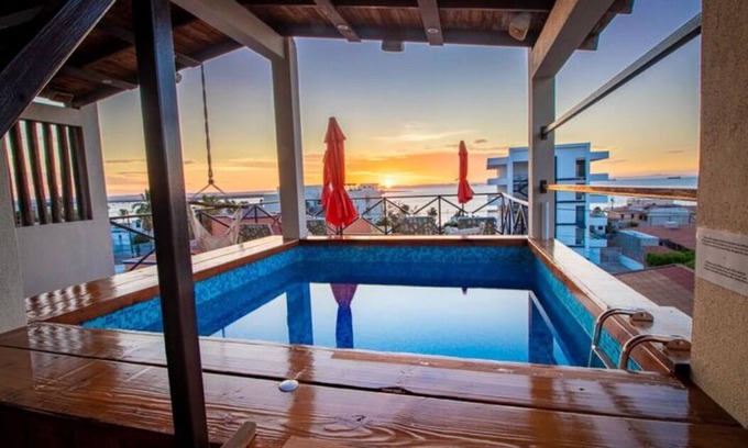 Esterito Bed & Breakfast | Indulge in Suite Giuseppe: Ocean View & Pool Access