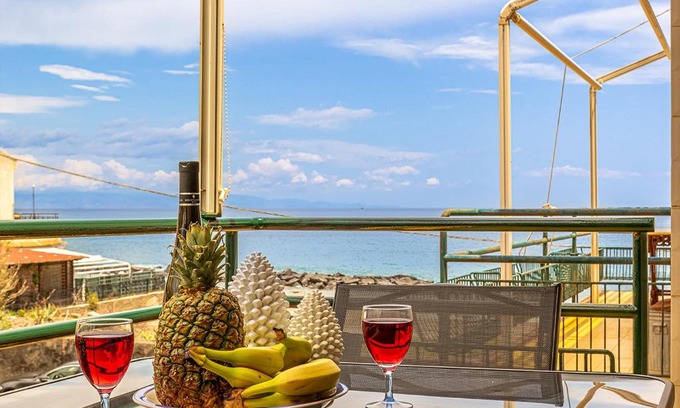 Sant'Anna Apartment | Serene Suite Home Astrid with Ocean View & Pool Access