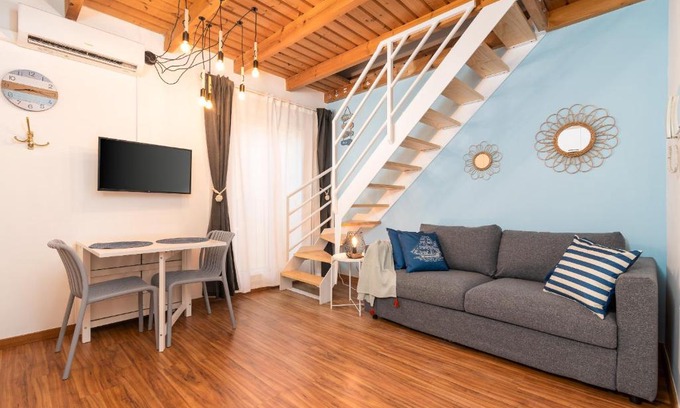 Lagunillas Apartment | Child-Friendly Suite Homes Anna Valentin with Top Ratings