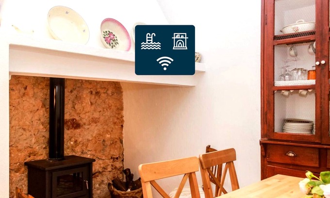 Loule Bed & Breakfast | Suite in farmhouse with pool in Salir, by iZiBookings