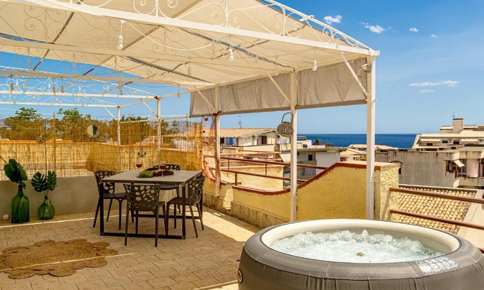 Recanati Apartment | Oceanfront Suite Isavì: 4-Star Stay with Spa & Hot Tub