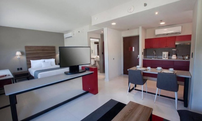 El Tezal Hotel | Suite Life in Cabo – Free Breakfast, Parking & Pool Access!