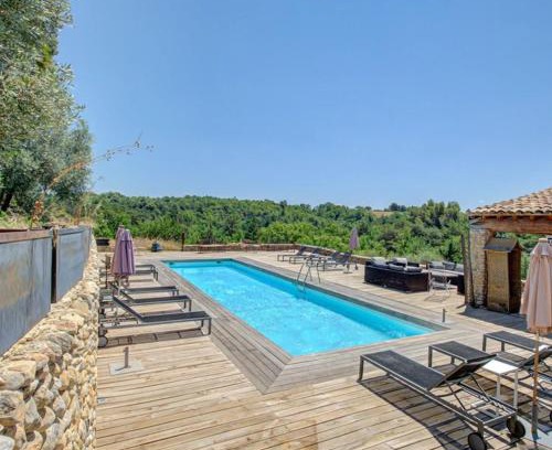 Riez House | Experience Suite Piscine: Guest Rated 10/10 with Pool